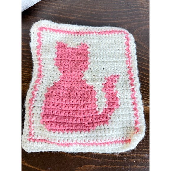 VTG Crochet Cat, Hot Pad, Coaster, Pink and White, Handmade, Animal Lover Gift - Picture 1 of 8